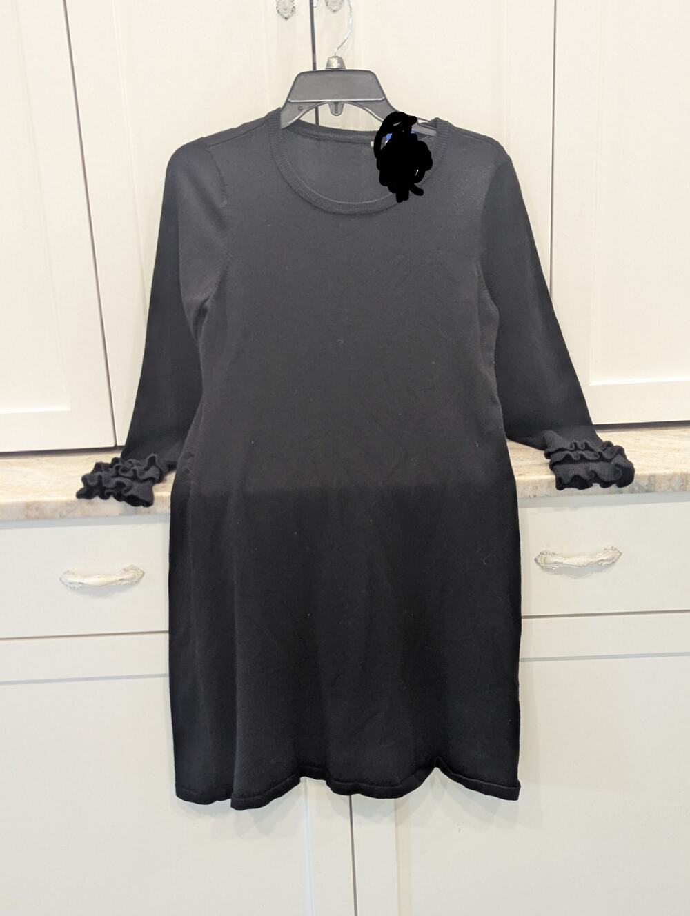 LBD (LITTLE BLACK DRESS), knit ruffle sleeves